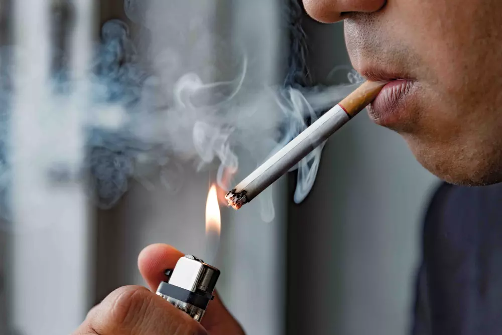 Thói quen hút thuốc có ảnh hưởng đến tuổi thọ của người bị ung thư phổi