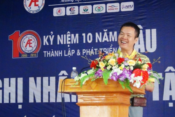 Tổng giám đốc Nguyễn Văn Luận phát biểu tại hội nghị.