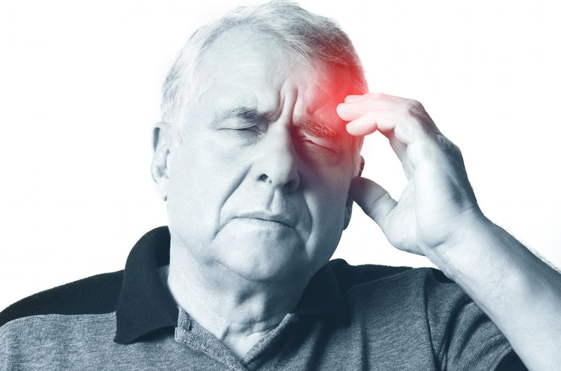  Đột quỵ do đứt mạch máu não thường gây ra đau đầu