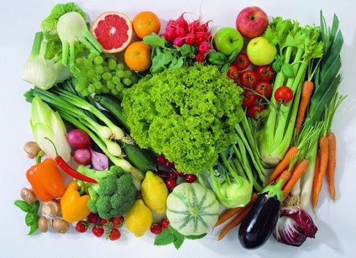   Ăn nhiều trái cây và rau xanh giúp giảm các triệu chứng của viêm phế quản