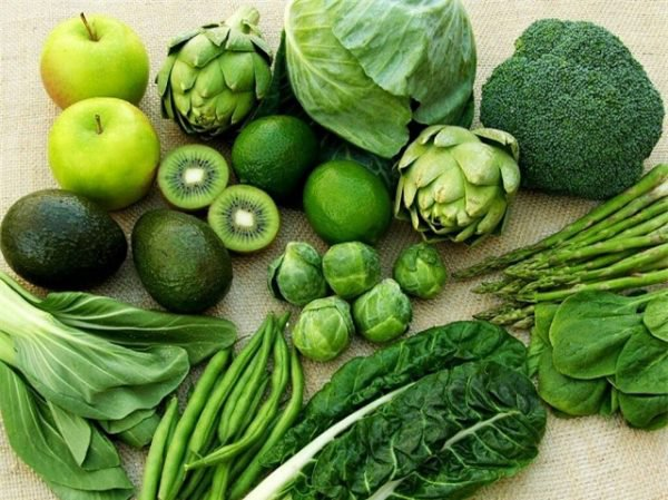 Nên ăn nhiều rau xanh sau mổ u xơ tử cung