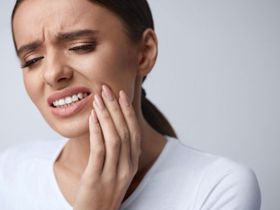 Mọc răng khôn sưng hạch có nguy hiểm không, cải thiện bằng cách nào