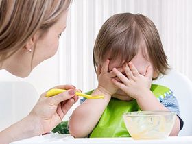 BÉ BIẾNG ĂN QUÁ phải làm sao? - Mách mẹ 5 bí quyết giúp bé ăn ngon miệng