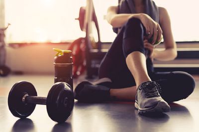 Bị u nang buồng trứng có nên tập gym không? Câu trả lời có TẠI ĐÂY!