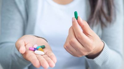 Bị viêm tai giữa nên uống thuốc gì và giải pháp hữu hiệu từ sản phẩm thảo dược