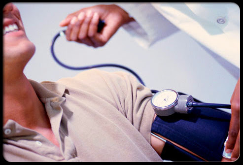 Huyết áp cao được coi là nguyên nhân số một gây ra đột quỵ (nhồi máu não)
